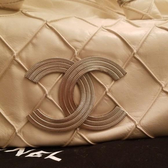 Lambskin bag - Picture 3 of 11